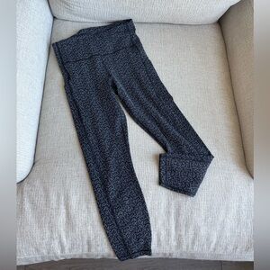 Athleta Black and Gray Patterned Leggings